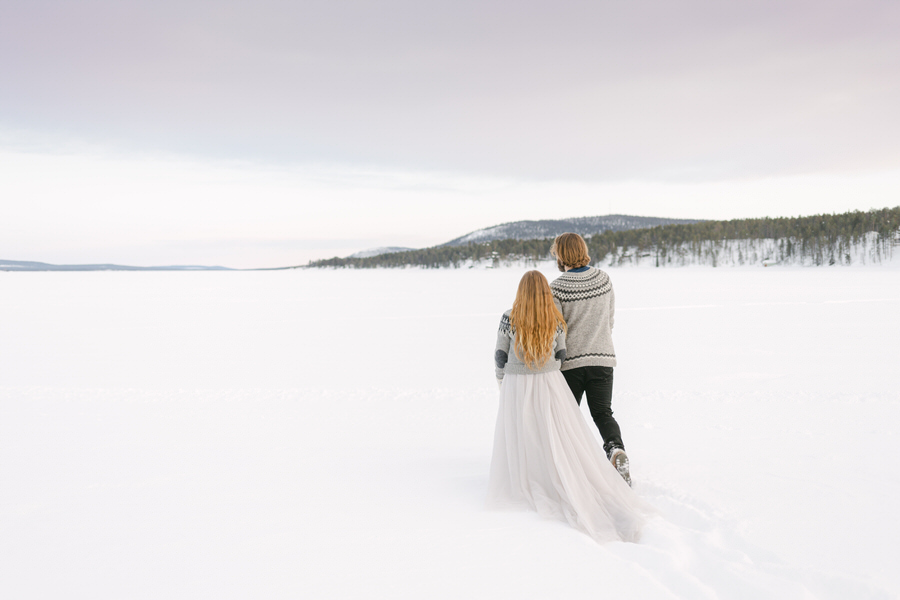 Snow-Covered Vows Weddings Are Back in Style