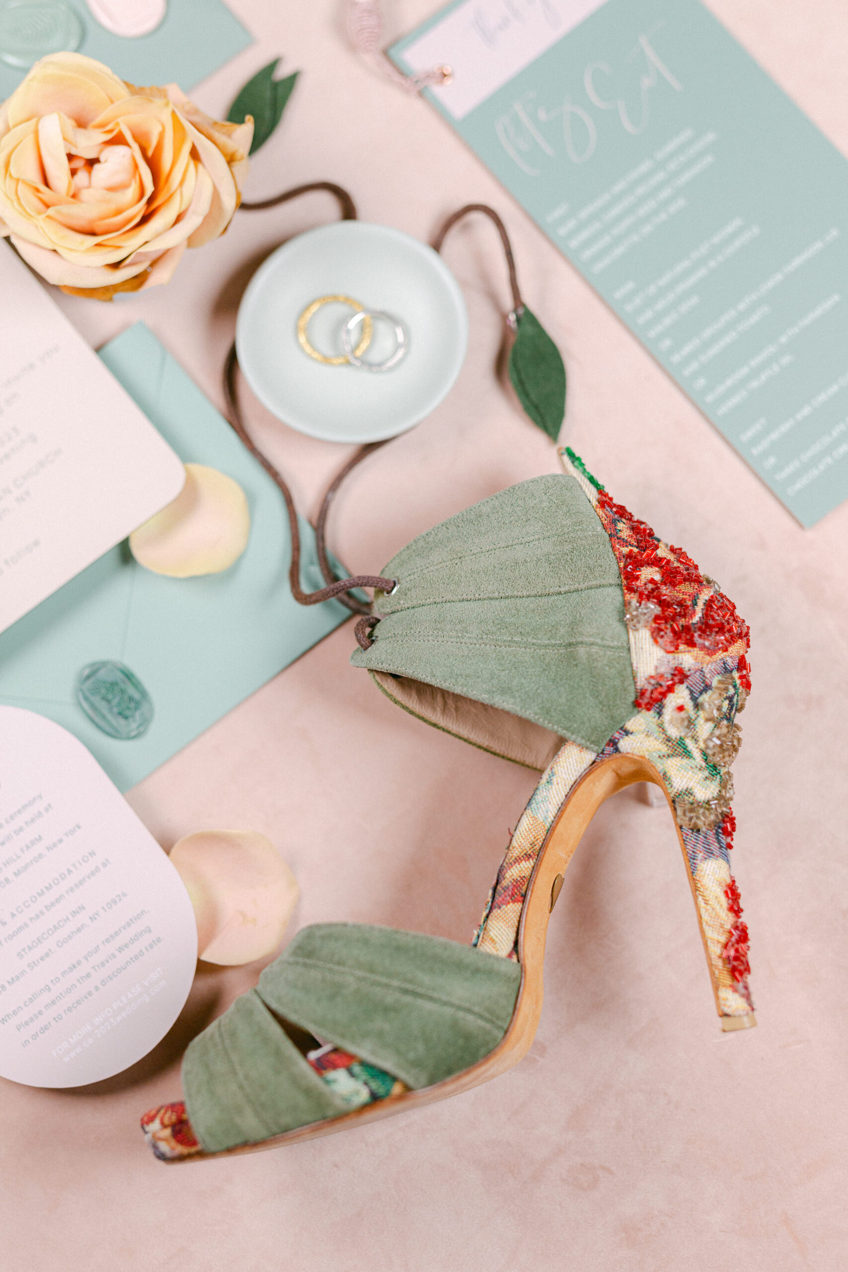 Top Highlights from the Wedding Flatlays Workshop in Athens by Fiorello Photography