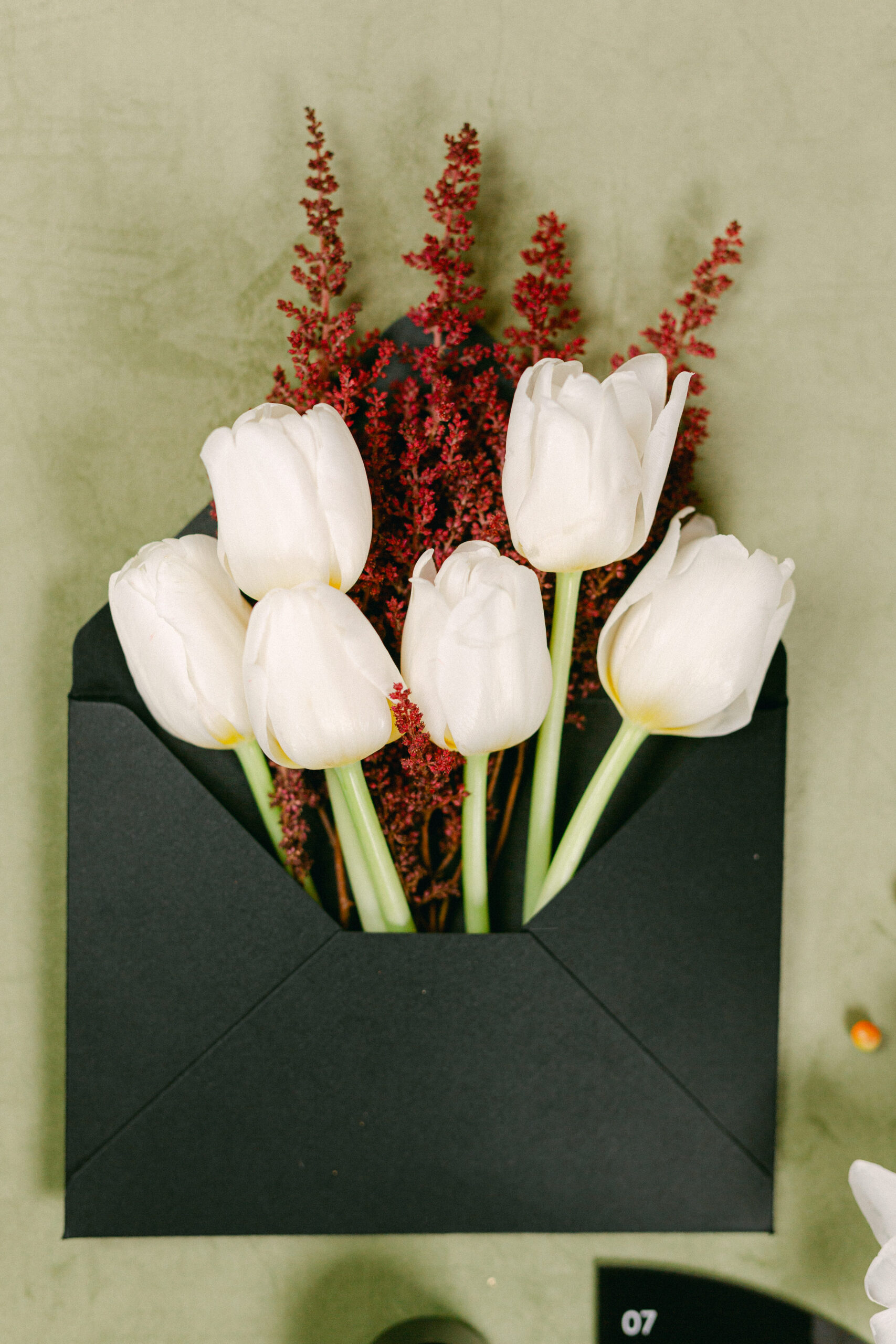 Top Highlights from the Wedding Flatlays Workshop in Athens by Fiorello Photography