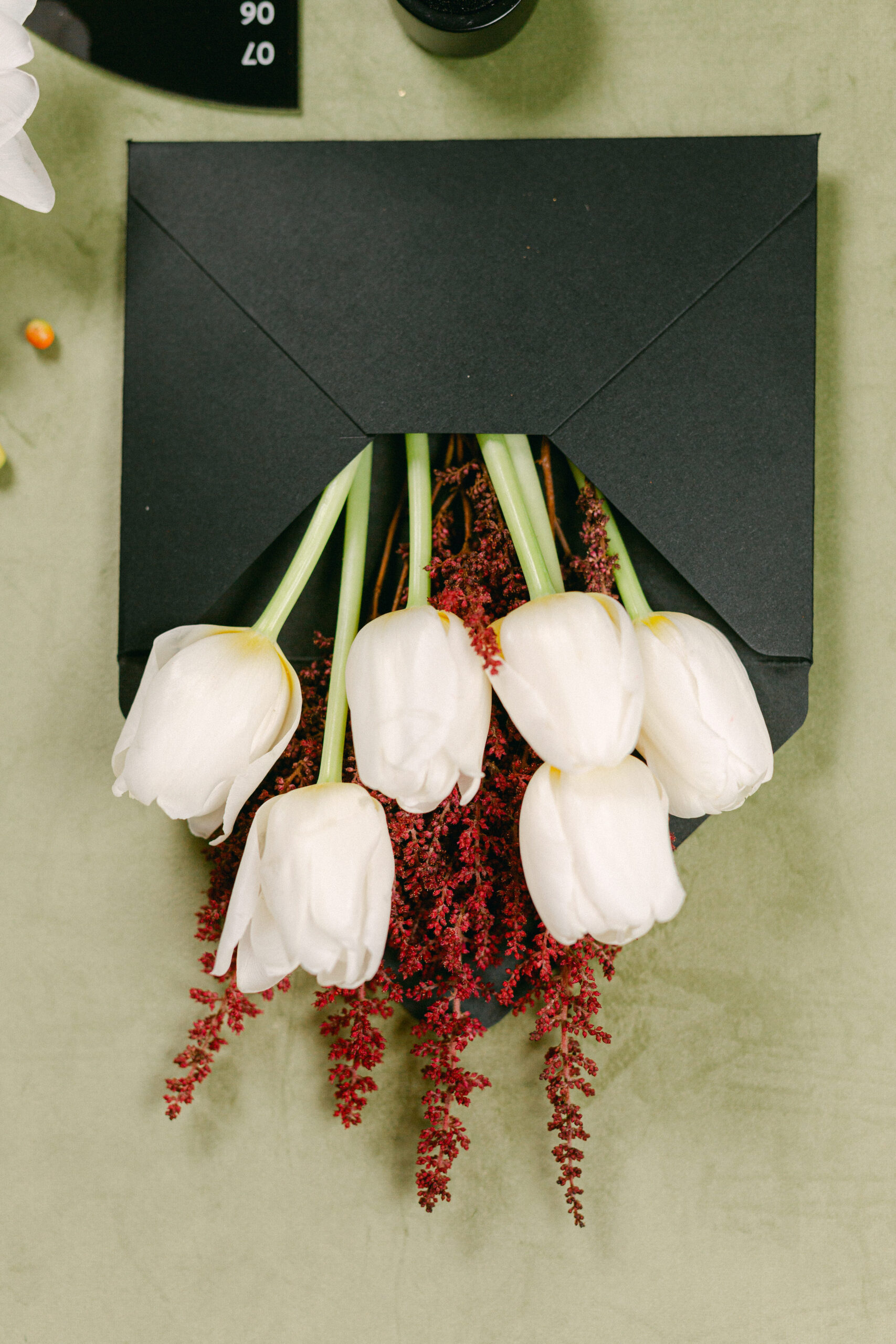 Top Highlights from the Wedding Flatlays Workshop in Athens by Fiorello Photography